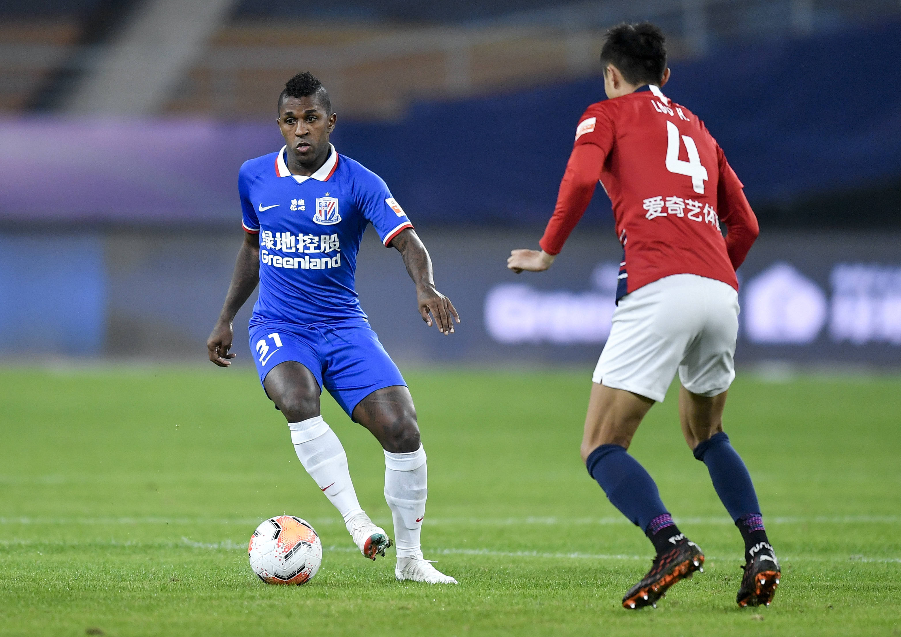 半场战报：法兰克福0-0沃尔夫斯堡