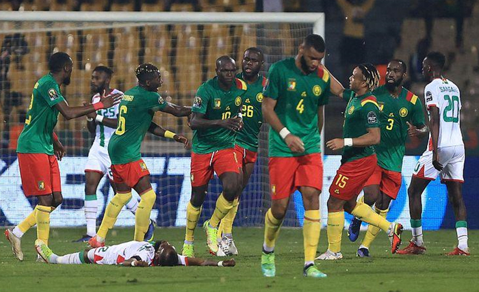 广厦男篮末节绝杀山东