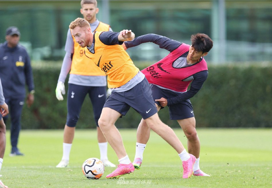 喷气机vs悉尼首发：泰勒PK图雷，霍尔曼、亚当斯出战（喷气机战悉尼首发公布：泰勒对决图雷，霍尔曼、亚当斯在列）