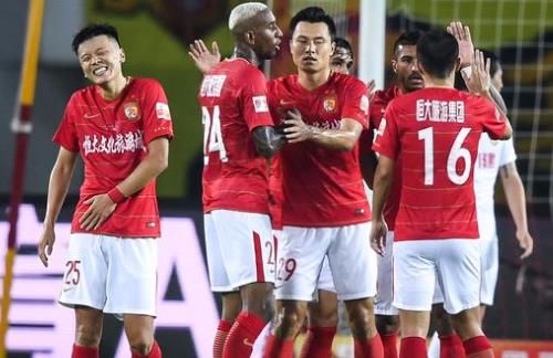 官方：现年36岁的前瑞典国脚、尤文旧将埃克达尔宣布退役