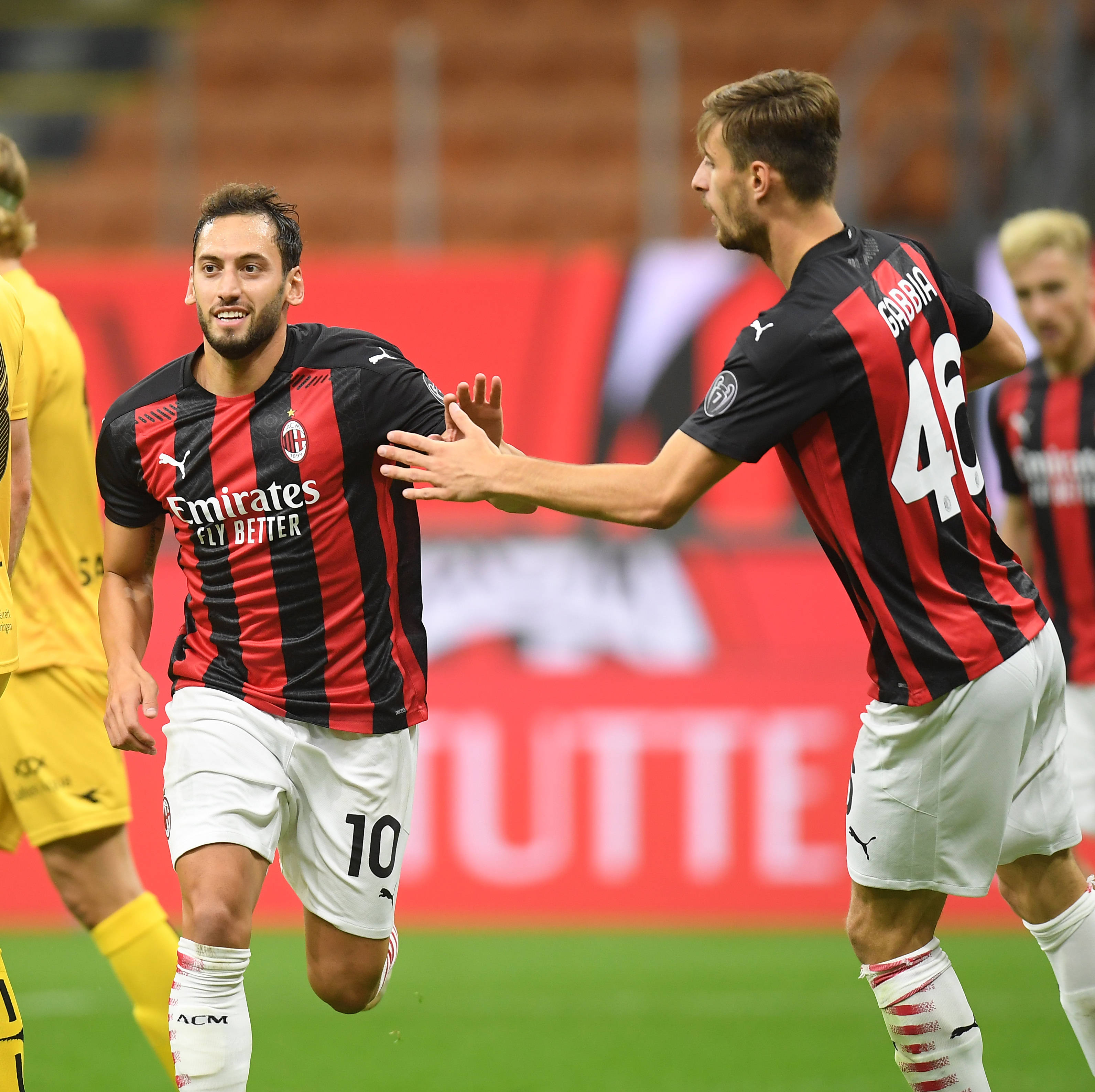 娱乐综合体股表现突出